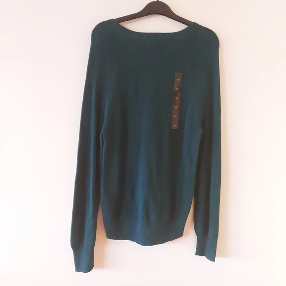 Banana republic cotton blend Sweater size SP - Picture 2 of 5